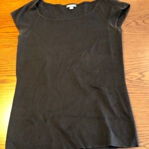 Ann Taylor Brown  Bow neck tshirt heavy weight dressyshirt Size small